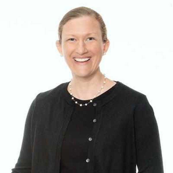 Episode #401: Grit, Gratitude, and Healing with Laura Bratten